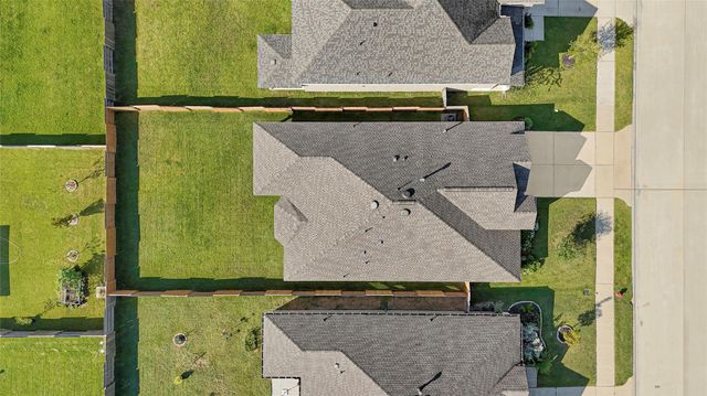 11235 Stirton Drive, Tomball, TX 77375