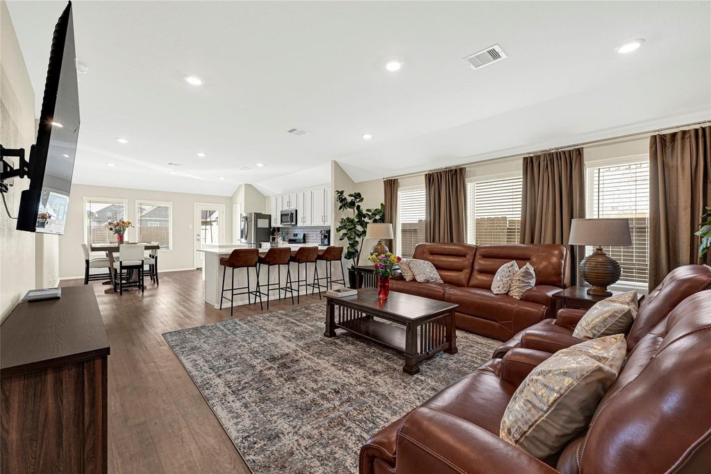 11235 Stirton Drive, Tomball, TX 77375