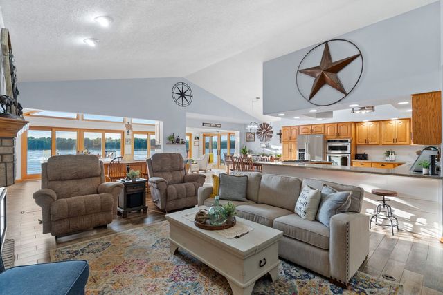 21904 RIVER Road N, Cordova, IL 61242
