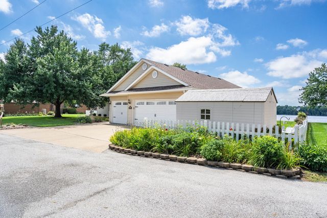 21904 RIVER Road N, Cordova, IL 61242