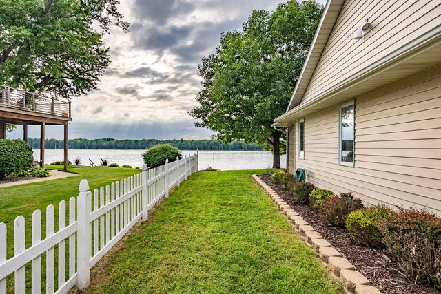 21904 RIVER Road N, Cordova, IL 61242