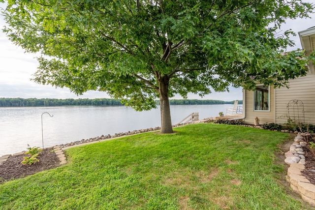 21904 RIVER Road N, Cordova, IL 61242