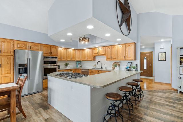 21904 RIVER Road N, Cordova, IL 61242