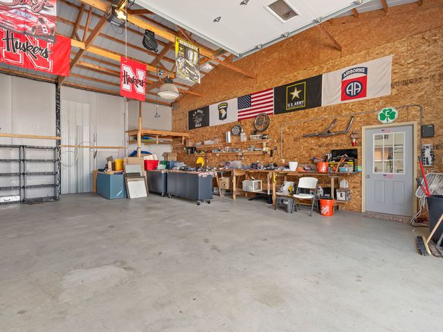 21904 RIVER Road N, Cordova, IL 61242