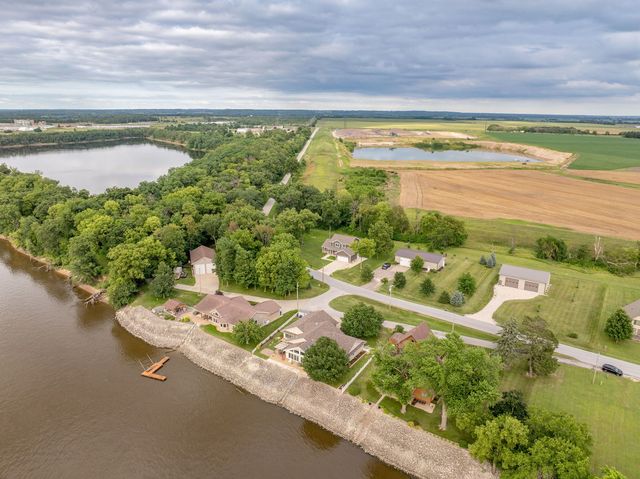 21904 RIVER Road N, Cordova, IL 61242