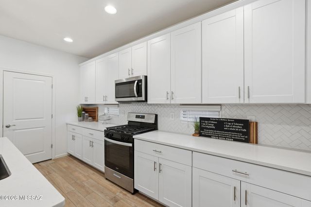 918 W Calle Lindo Clavel, Sahuarita, AZ 85629