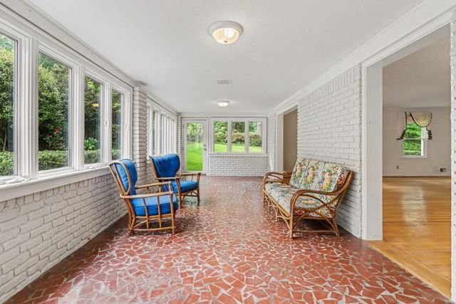 2241 Fairoaks Road, Decatur, GA 30033