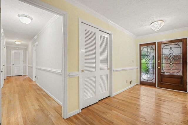 2241 Fairoaks Road, Decatur, GA 30033