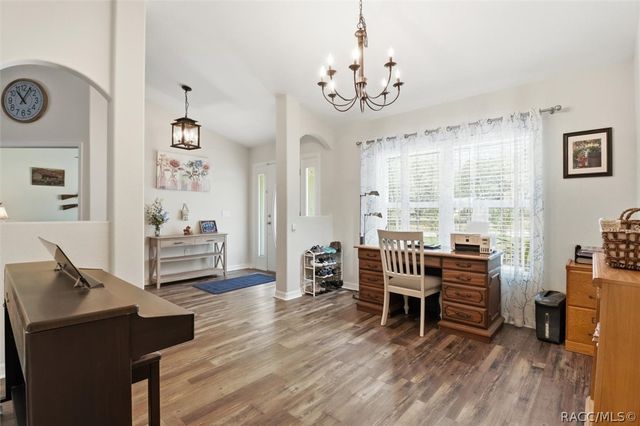 3090 W Mustang Boulevard, Beverly Hills, FL 34465