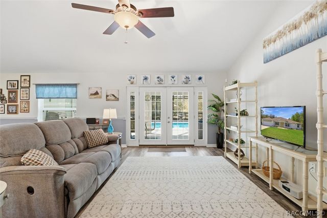 3090 W Mustang Boulevard, Beverly Hills, FL 34465