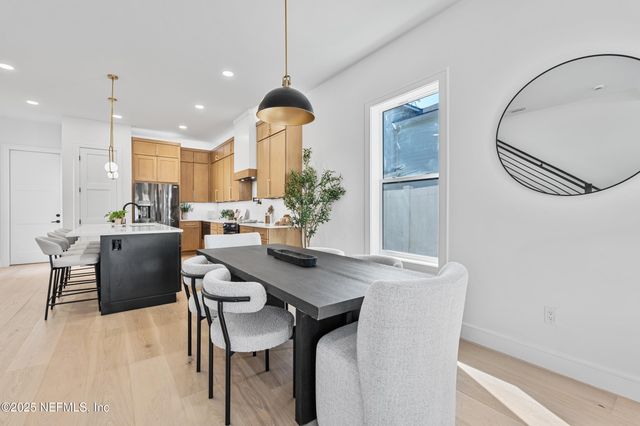 807 16TH Avenue S, Jacksonville Beach, FL 32250