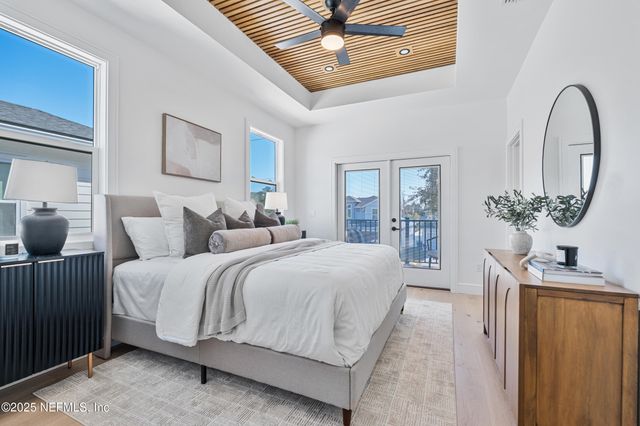 807 16TH Avenue S, Jacksonville Beach, FL 32250