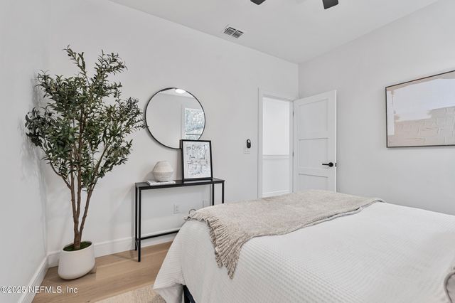 807 16TH Avenue S, Jacksonville Beach, FL 32250