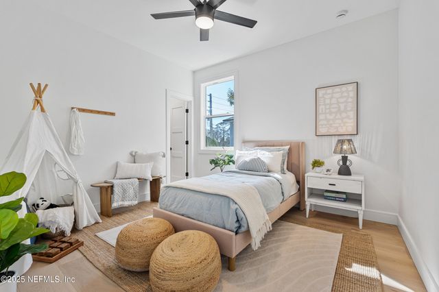 807 16TH Avenue S, Jacksonville Beach, FL 32250