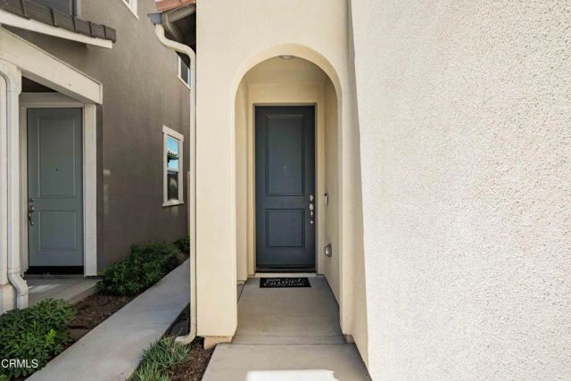 344 Campbell Court, Santa Paula, CA 93060
