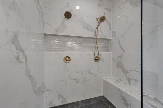 3785 BEACHMONT ROAD, De Pere, WI 54115