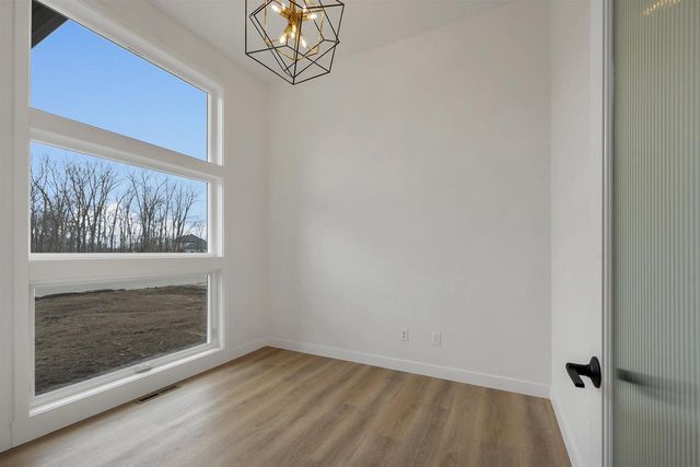 3785 BEACHMONT ROAD, De Pere, WI 54115