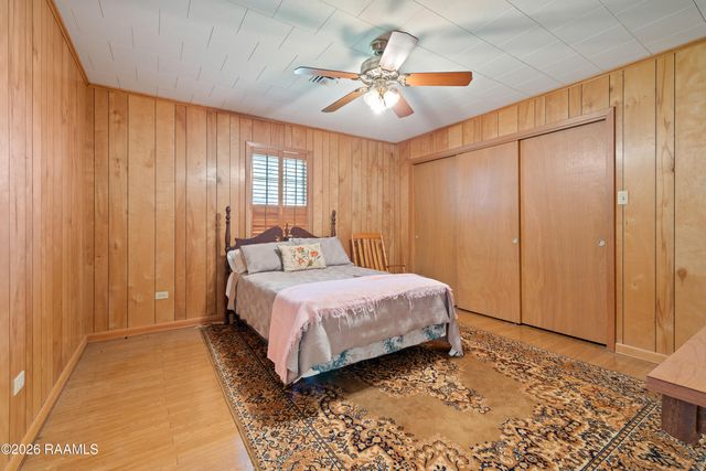 302 E Magnolia Avenue, Abbeville, LA 70510