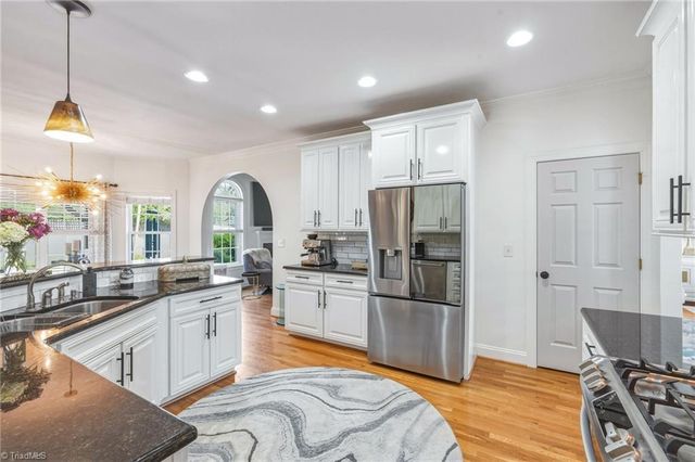 8186 Mcclanahan Drive, Browns Summit, NC 27214