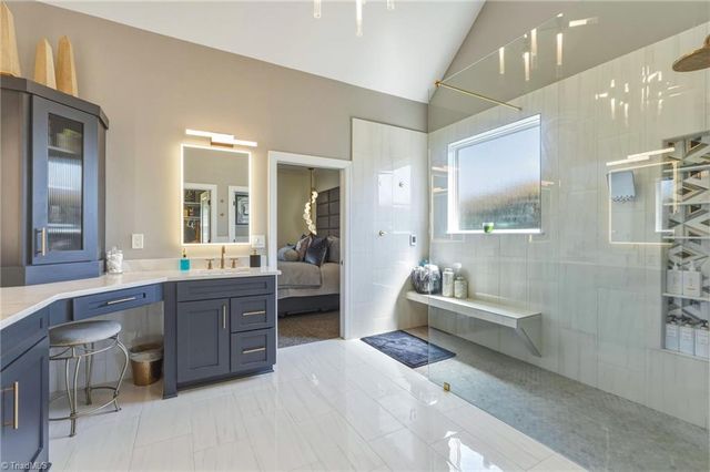 8186 Mcclanahan Drive, Browns Summit, NC 27214