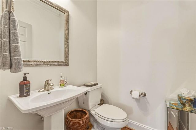 8186 Mcclanahan Drive, Browns Summit, NC 27214