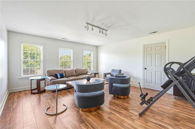 8186 Mcclanahan Drive, Browns Summit, NC 27214