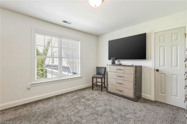 8186 Mcclanahan Drive, Browns Summit, NC 27214