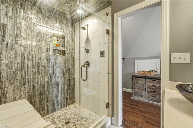 8186 Mcclanahan Drive, Browns Summit, NC 27214
