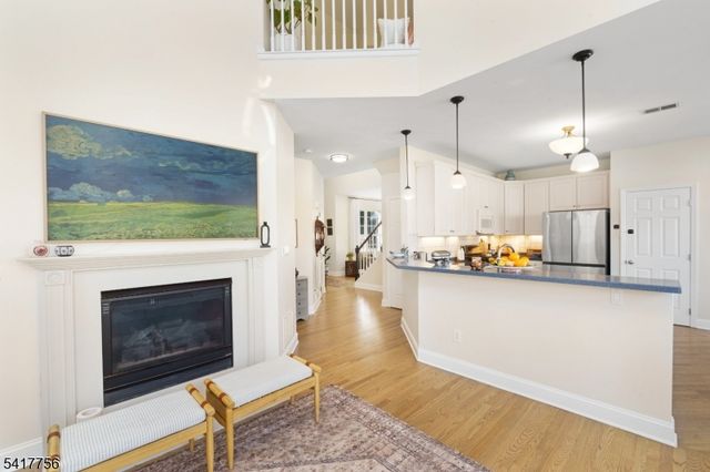 22 Kershaw Ct, Bridgewater Twp., NJ 08807