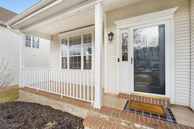 22 Kershaw Ct, Bridgewater Twp., NJ 08807