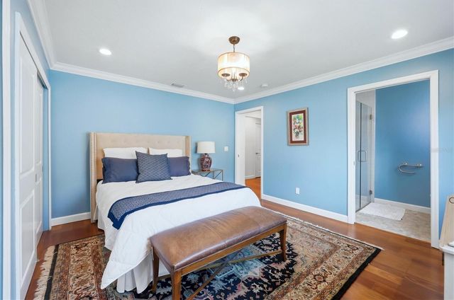 2713 RIVERBLUFF COURT V101, Sarasota, FL 34231