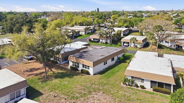 2713 RIVERBLUFF COURT V101, Sarasota, FL 34231