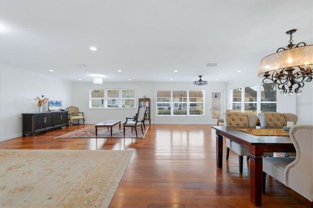 2713 RIVERBLUFF COURT V101, Sarasota, FL 34231