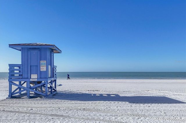 2713 RIVERBLUFF COURT V101, Sarasota, FL 34231