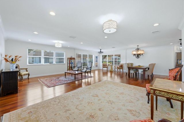 2713 RIVERBLUFF COURT V101, Sarasota, FL 34231