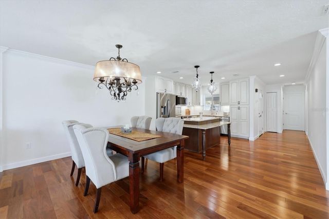 2713 RIVERBLUFF COURT V101, Sarasota, FL 34231