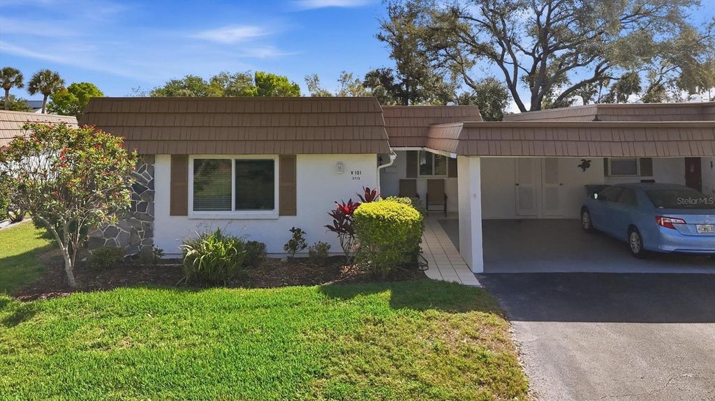 2713 RIVERBLUFF COURT V101, Sarasota, FL 34231