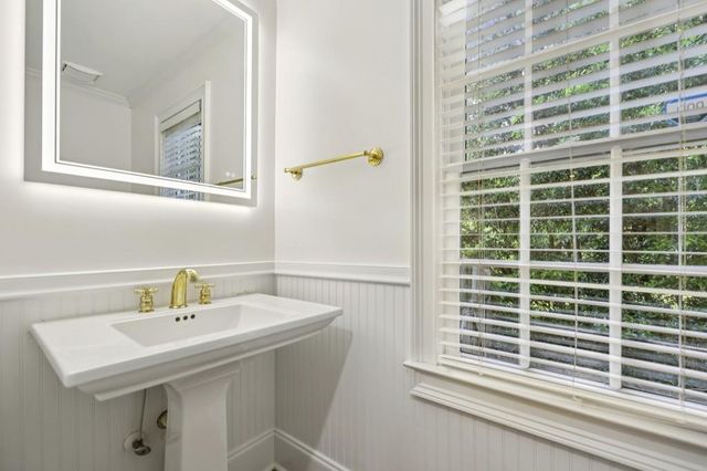 1905 Gainsborough Drive, Chamblee, GA 30341