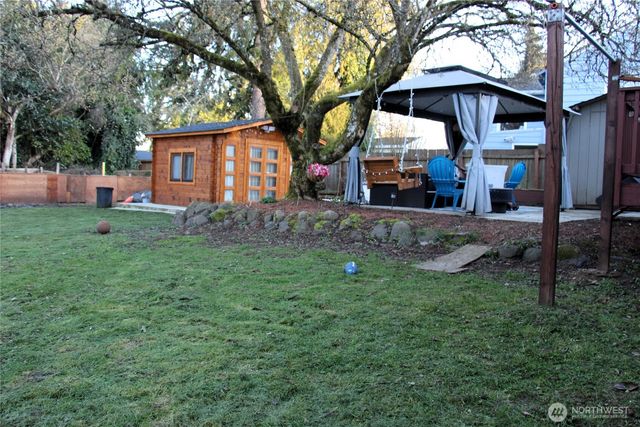 12020 79th Avenue S, Seattle, WA 98178