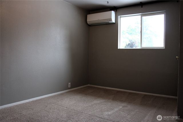 12020 79th Avenue S, Seattle, WA 98178