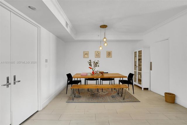 735 Crandon Blvd 503, Key Biscayne, FL 33149