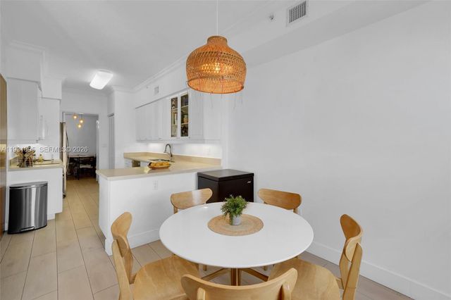 735 Crandon Blvd 503, Key Biscayne, FL 33149