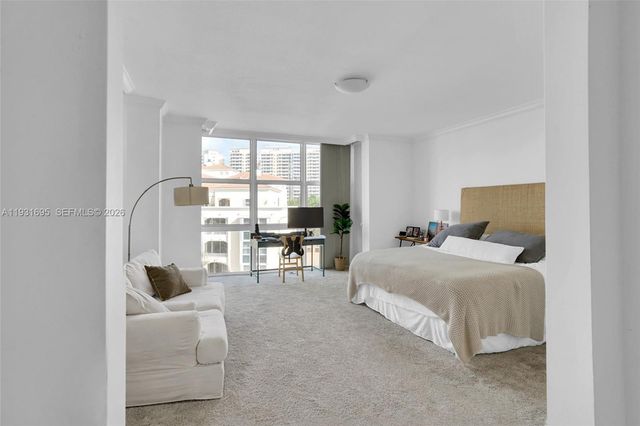 735 Crandon Blvd 503, Key Biscayne, FL 33149