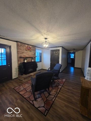 2903 E Freeport Road, Morristown, IN 46161