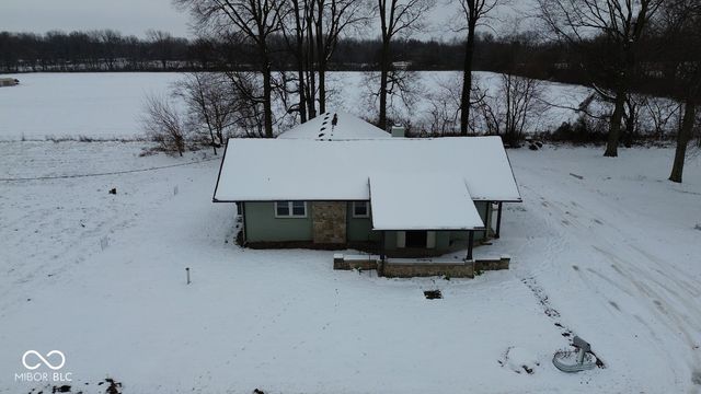 2903 E Freeport Road, Morristown, IN 46161