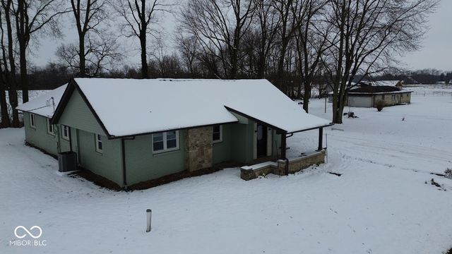 2903 E Freeport Road, Morristown, IN 46161