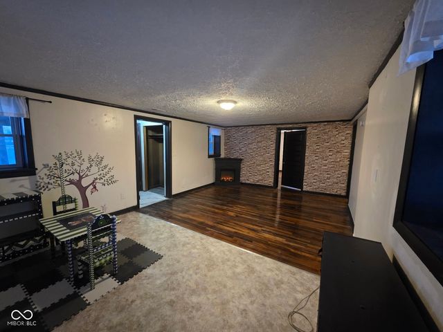 2903 E Freeport Road, Morristown, IN 46161