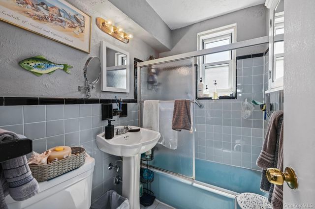 98 DeHaven Drive 2B, Yonkers, NY 10703