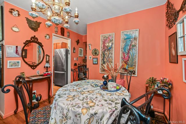 98 DeHaven Drive 2B, Yonkers, NY 10703