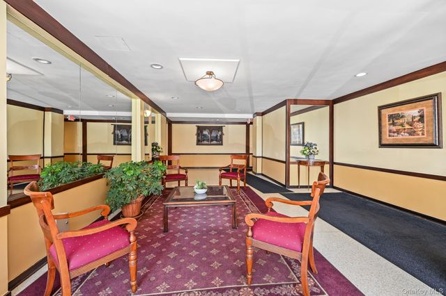 98 DeHaven Drive 2B, Yonkers, NY 10703